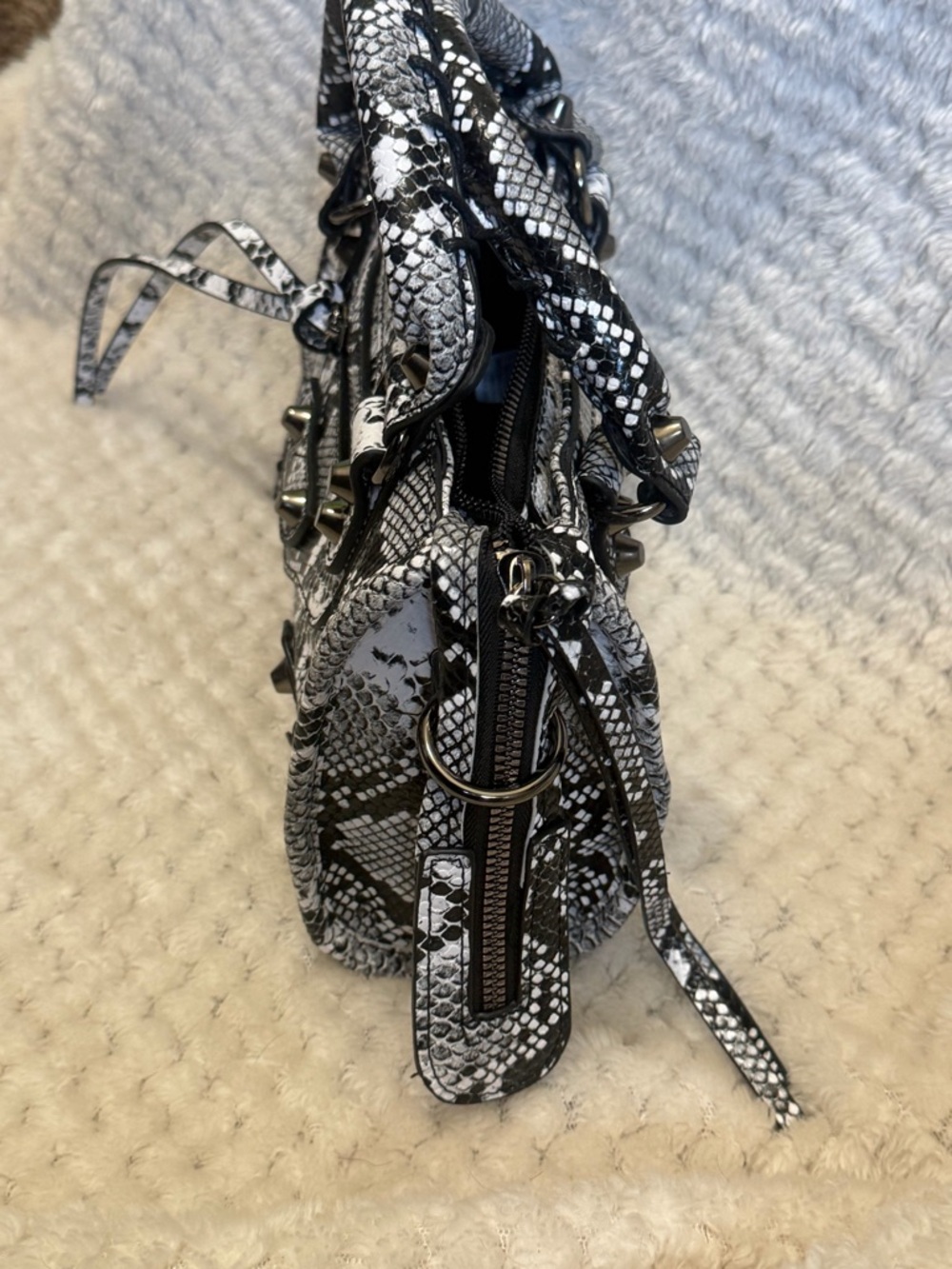 Balenciaga (Fake) Silver Python Embossed Leather Mini Classic City Bag - Picture 8 of 9